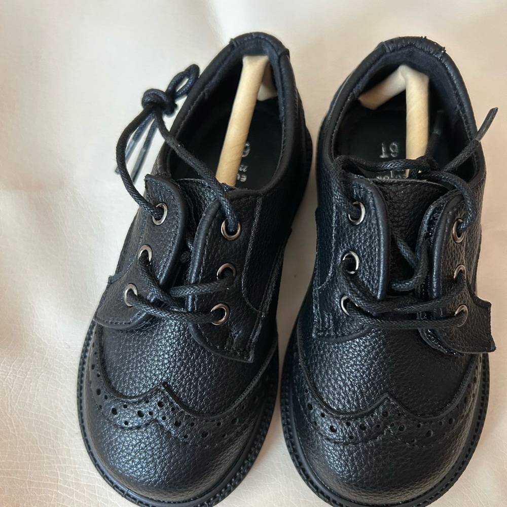 Dream Pairs black Oxford dress shoes boy girl size 6T NWT